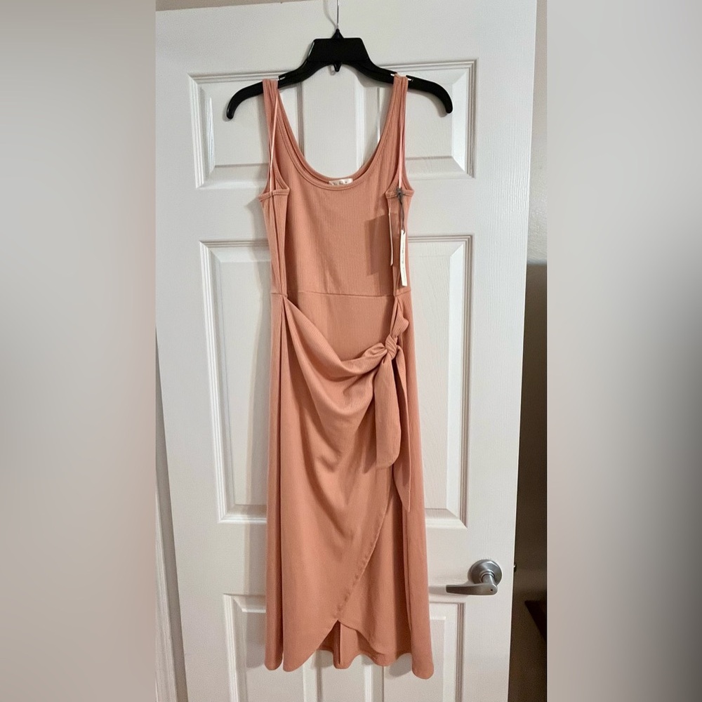 Nine Britton Ruched Tie Front Sheath Dress - Peach